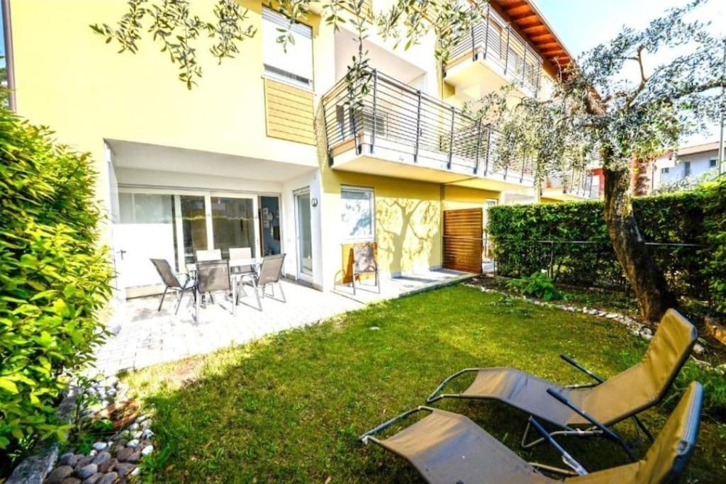 L&G Apartament Torbole Sul Garda Exteriör bild